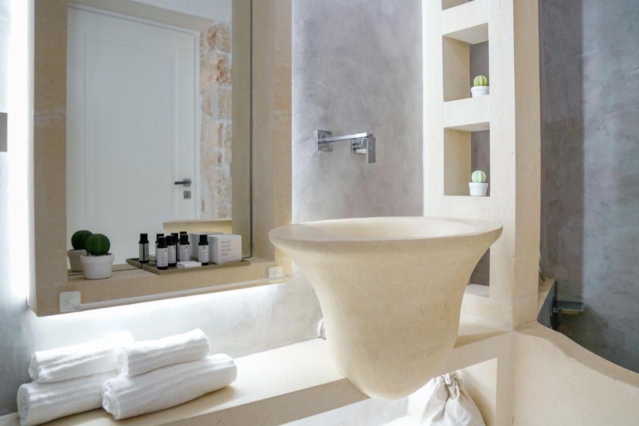Palazzo Vico Bianco Raro Villas Homes Collection Ostuni Exteriör bild