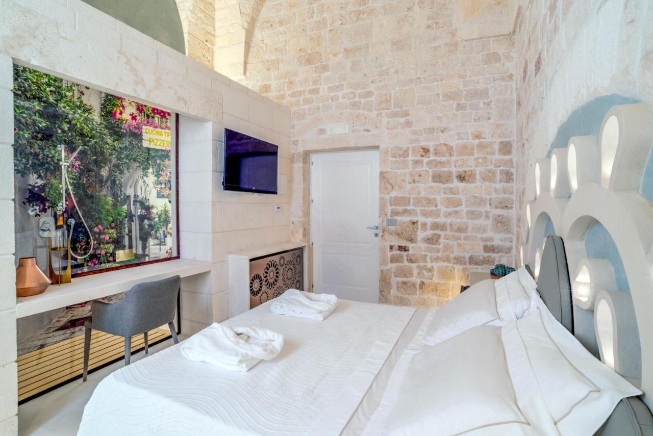 Palazzo Vico Bianco Raro Villas Homes Collection Ostuni Exteriör bild