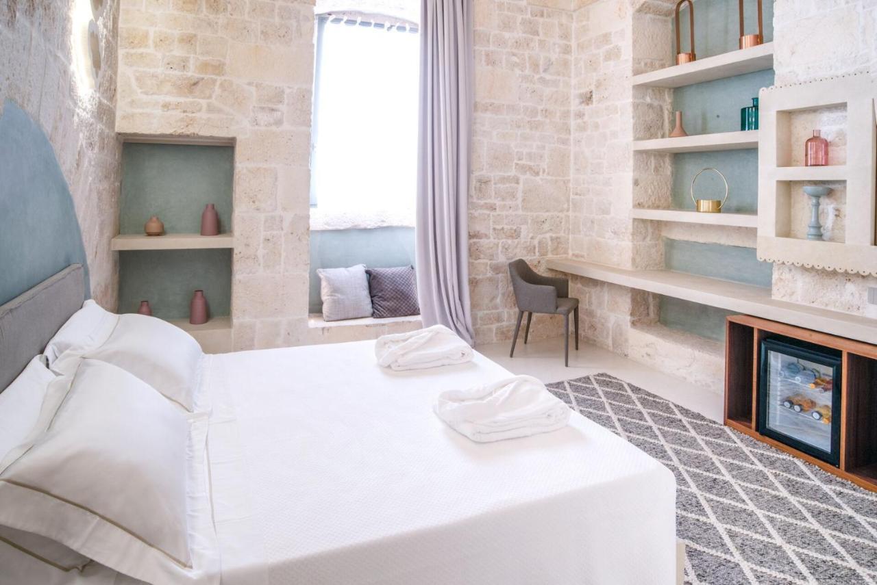 Palazzo Vico Bianco Raro Villas Homes Collection Ostuni Exteriör bild