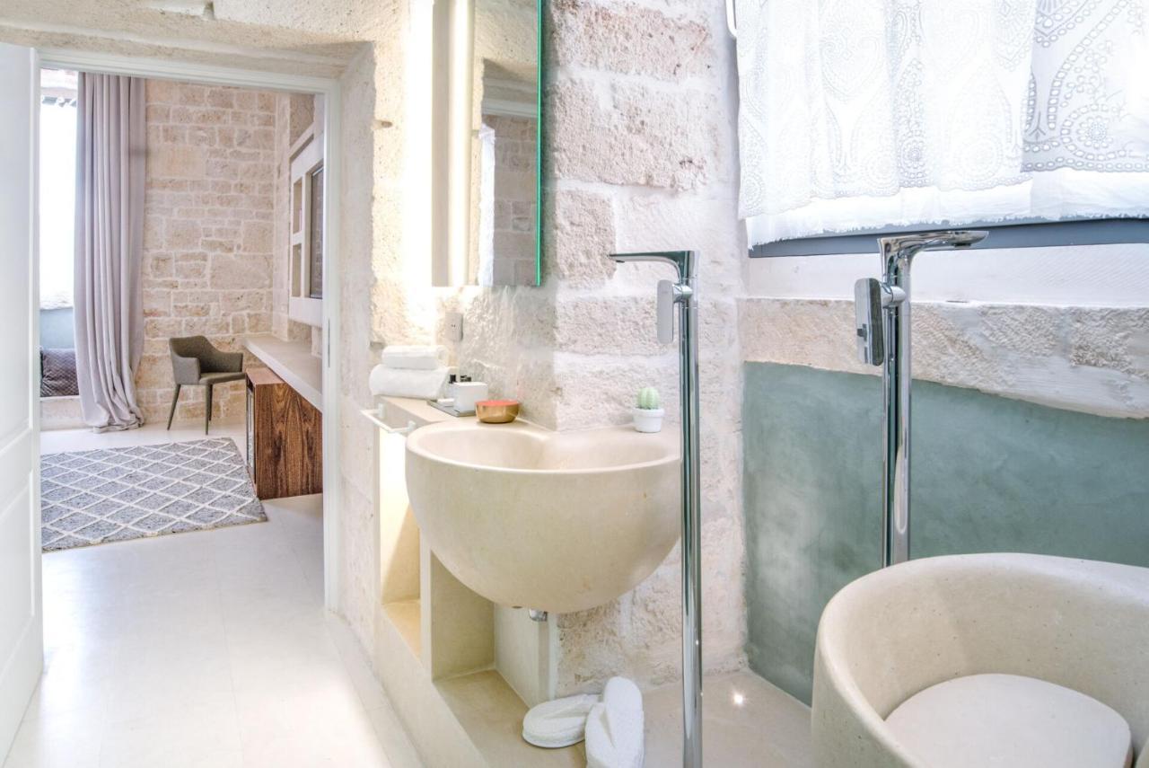 Palazzo Vico Bianco Raro Villas Homes Collection Ostuni Exteriör bild